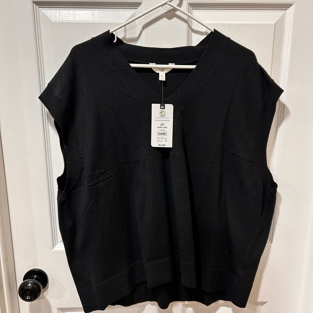 Terra & Sky Black V-Neck Sleeveless Top